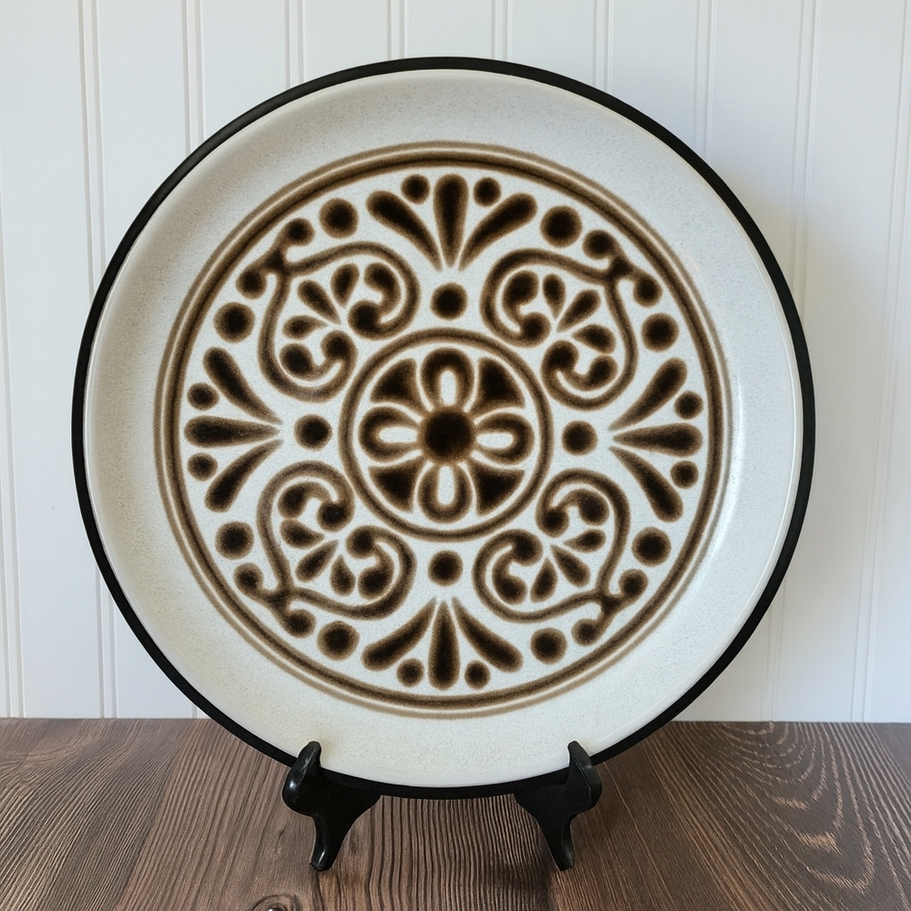 Noritake New Santa Fe 12" Chop Plate / Round Platter